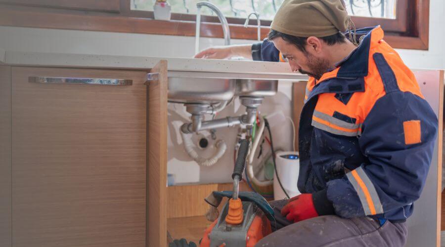 Local water heater installation in Liberty, IL